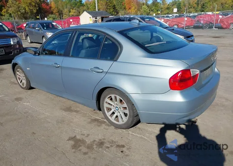 2007 BMW 328Xi из США, поврежденный, VIN WBAVC93527KX55090